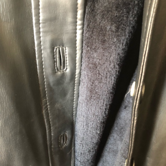 Long pleather coat. - Picture 4 of 8